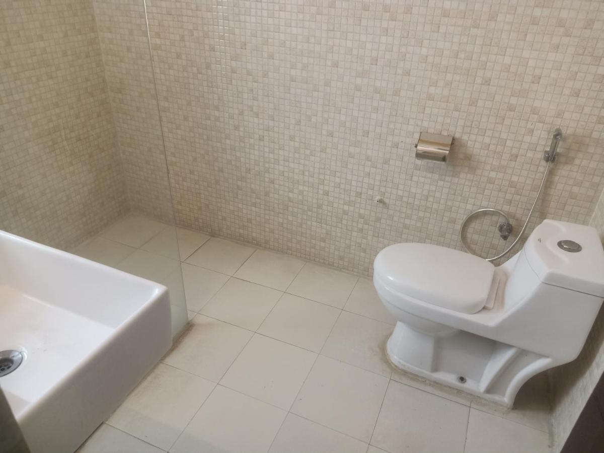 Hotel The Am Bliss Gurgaon Ngoại thất bức ảnh