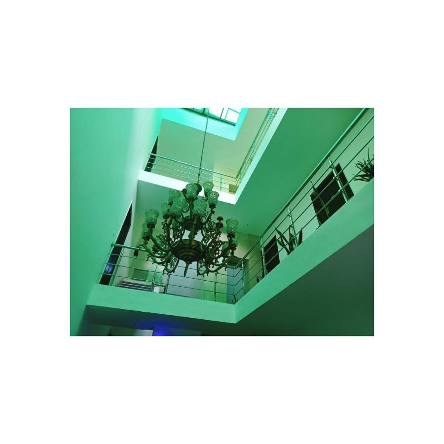 Hotel The Am Bliss Gurgaon Ngoại thất bức ảnh